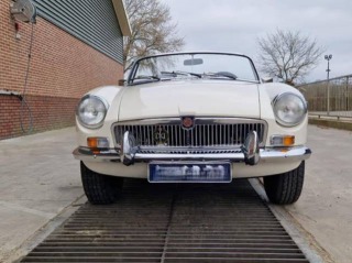 MG Ostatní modely MGB 1975