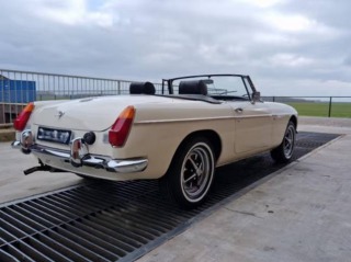 MG Ostatní modely MGB 1975