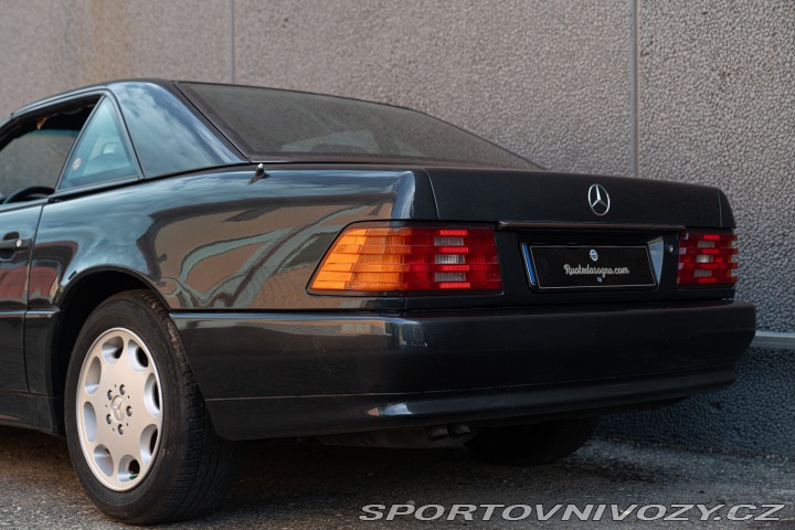 Mercedes-Benz SL 300 SL 1990