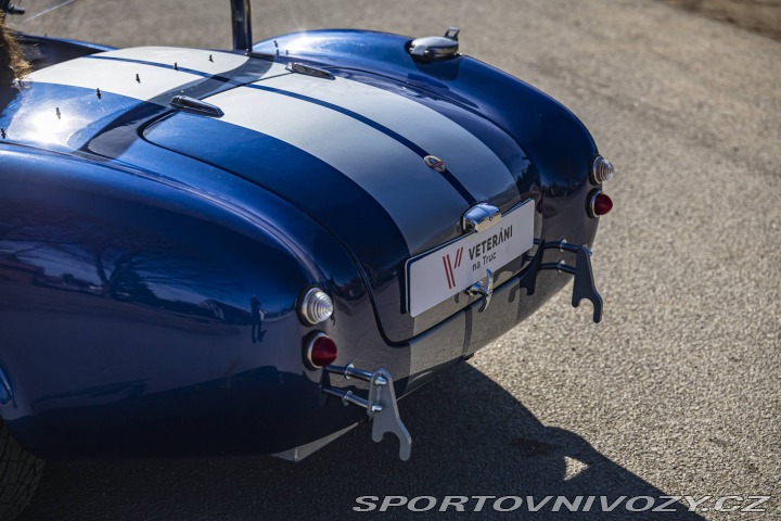 Ostatní značky Ostatní modely AC Shelby Cobra Replika 1981