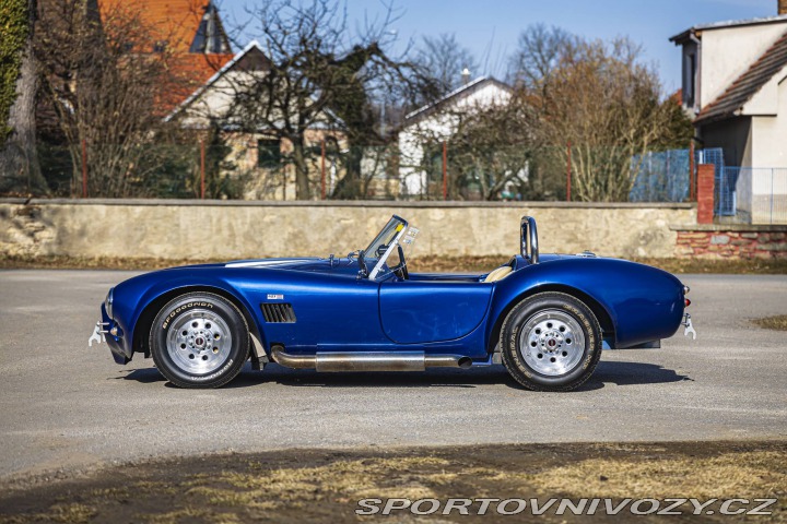 Ostatní značky Ostatní modely AC Shelby Cobra Replika 1981