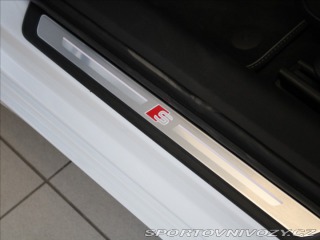 Audi A6 2,0 40TDi Q.S-Line DCC Ma 2025