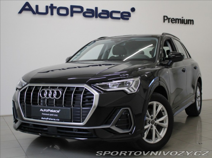 Audi Ostatní modely Q3 1,5 35TFSi S-Line MMI Bez 2025
