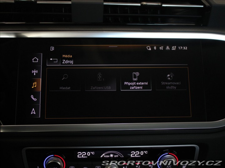 Audi Ostatní modely Q3 1,5 35TFSi S-Line MMI Bez 2025
