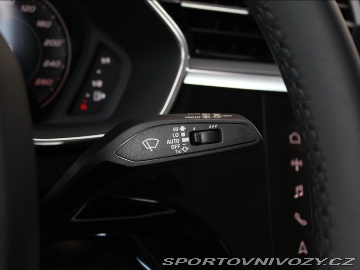 Audi Ostatní modely Q3 1,5 35TFSi S-Line MMI Bez 2025