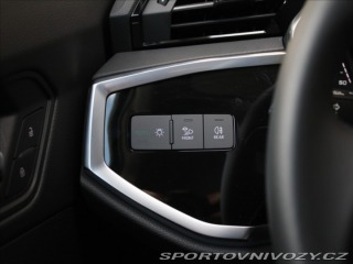 Audi Ostatní modely Q3 1,5 35TFSi S-Line MMI Bez 2025