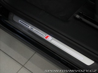 Audi Ostatní modely Q3 1,5 35TFSi S-Line MMI Bez 2025