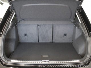 Audi Ostatní modely Q3 1,5 35TFSi S-Line MMI Bez 2025