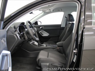 Audi Ostatní modely Q3 1,5 35TFSi S-Line MMI Bez 2025