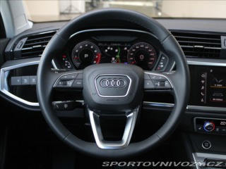 Audi Ostatní modely Q3 1,5 35TFSi S-Line MMI Bez 2025