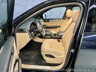 Porsche Cayenne PLATINUM EDITION, BOSE, V 2022