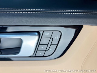 Porsche Cayenne PLATINUM EDITION, BOSE, V 2022