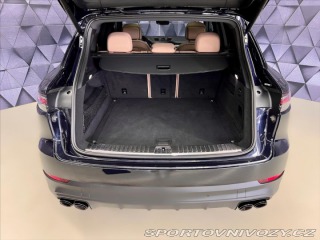 Porsche Cayenne PLATINUM EDITION, BOSE, V 2022