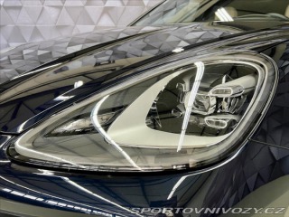 Porsche Cayenne PLATINUM EDITION, BOSE, V 2022