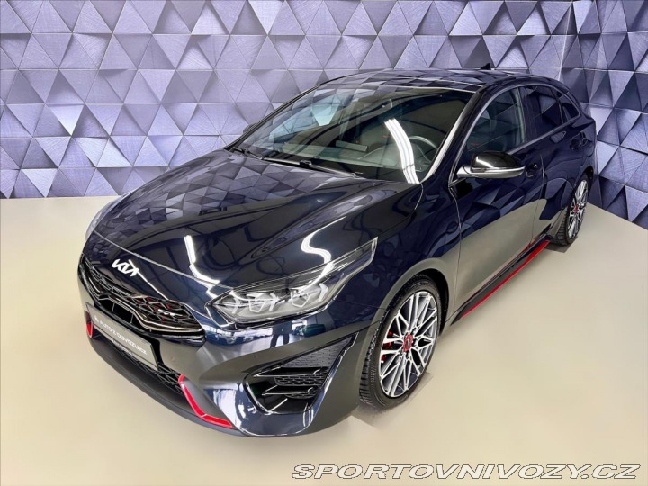 Kia ProCeed GT 150KW DCT , LED, PANOR 2022