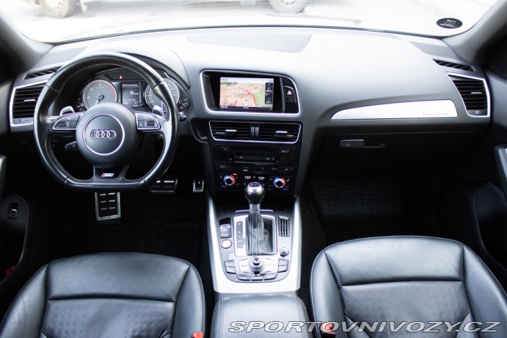 Audi SQ5 2015