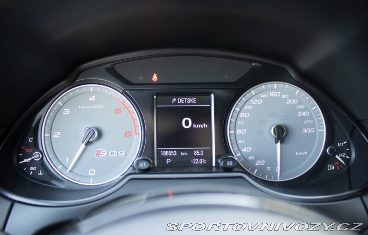 Audi SQ5 2015