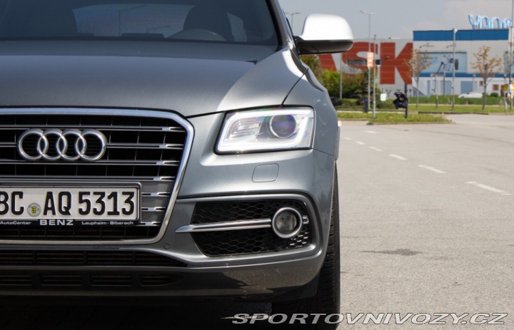 Audi SQ5 2015