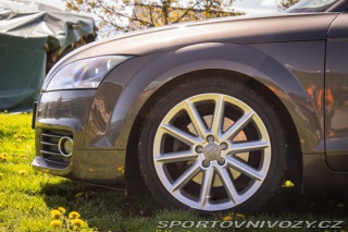 Audi TT Coupé  2.0 TDI quattro 2013