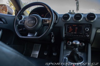 Audi TT Coupé  2.0 TDI quattro 2013