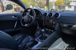 Audi TT Coupé  2.0 TDI quattro 2013