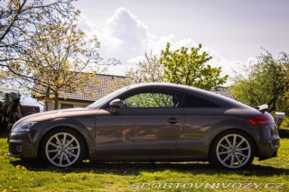 Audi TT Coupé  2.0 TDI quattro 2013