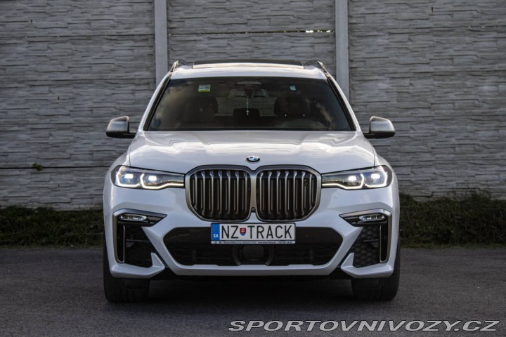 BMW X7 M50d - B&W, 360, Pan 2020