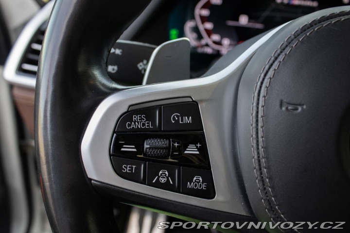 BMW X7 M50d - B&W, 360, Pan 2020