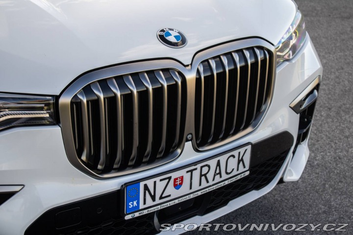 BMW X7 M50d - B&W, 360, Pan 2020