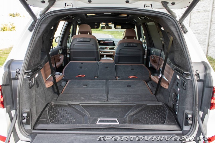 BMW X7 M50d - B&W, 360, Pan 2020