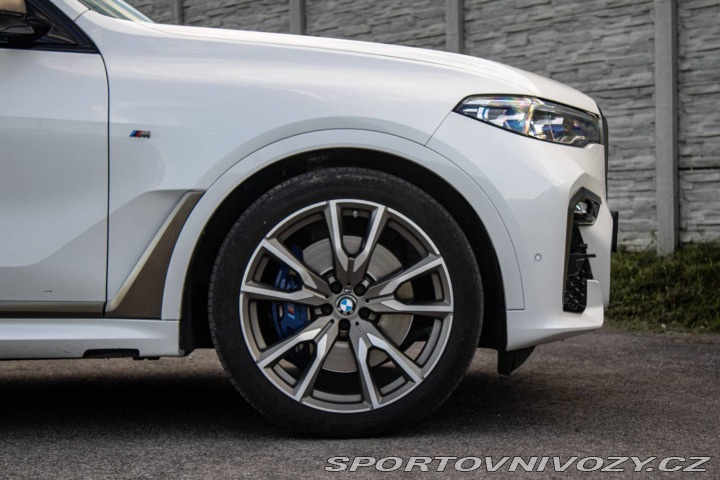 BMW X7 M50d - B&W, 360, Pan 2020