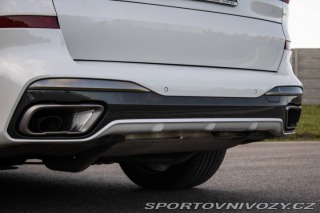 BMW X7 M50d - B&W, 360, Pan 2020