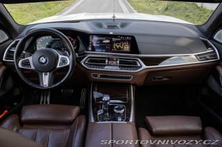 BMW X7 M50d - B&W, 360, Pan 2020