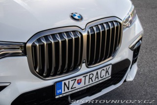 BMW X7 M50d - B&W, 360, Pan 2020