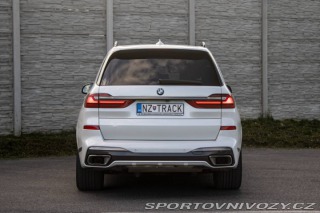 BMW X7 M50d - B&W, 360, Pan 2020