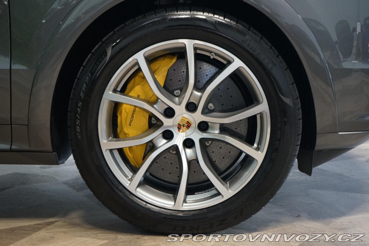 Porsche Cayenne S Masáž Matrix PCCB HUD B 2024