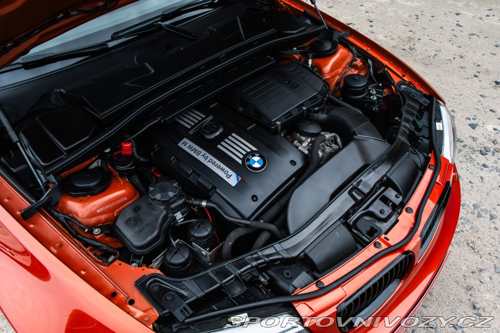 BMW 1 1M Coupé SERV. BMW*NELAK. 2012