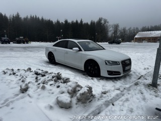Audi S8 2015