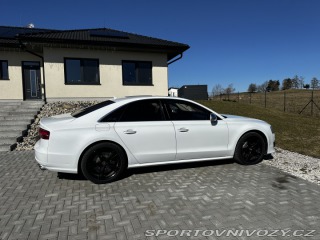 Audi S8 2015