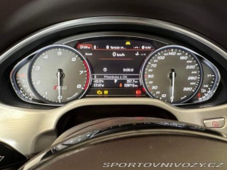 Audi S8 2015