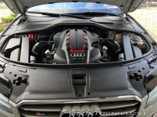 Audi S8 2015