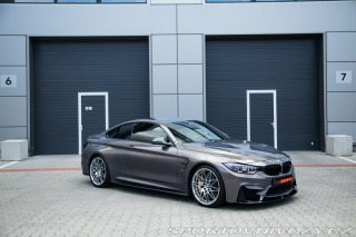 BMW M4 Competition, M perform.