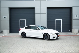 BMW M4 F82, Akrapovic