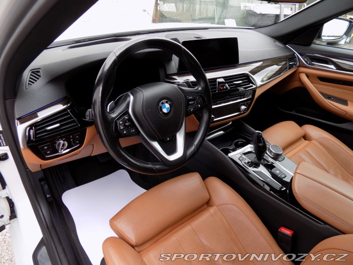 BMW 5 540i/xDrive/Full LED/Soft 2019