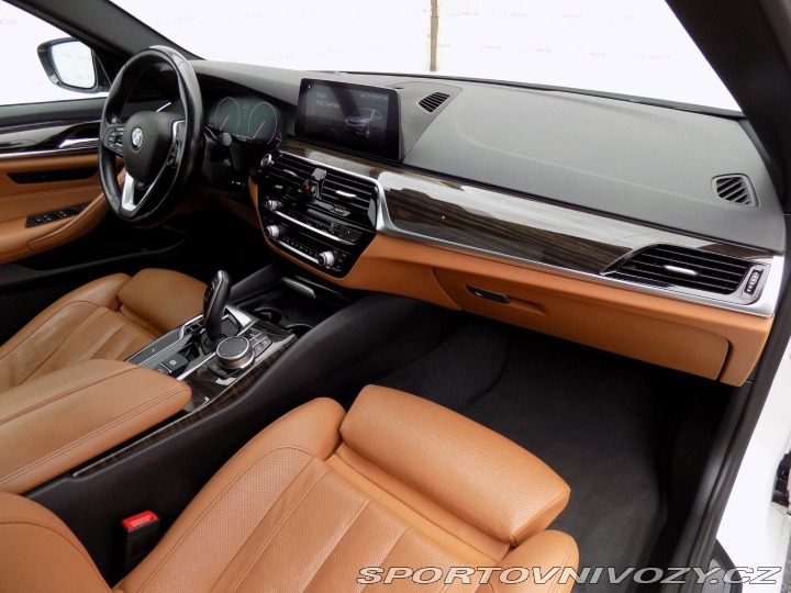 BMW 5 540i/xDrive/Full LED/Soft 2019