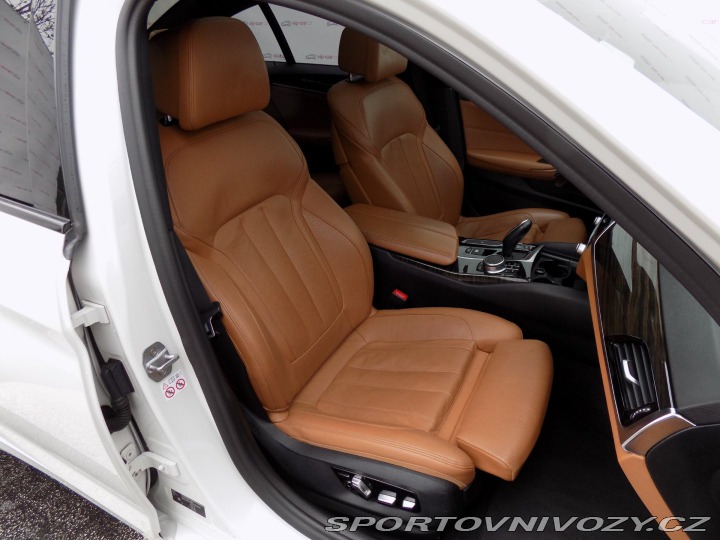 BMW 5 540i/xDrive/Full LED/Soft 2019
