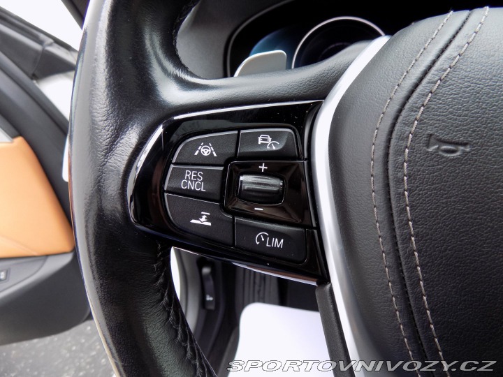 BMW 5 540i/xDrive/Full LED/Soft 2019