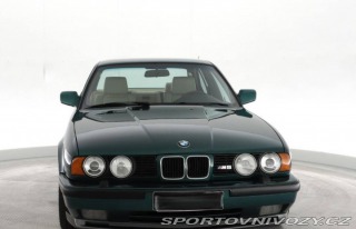 BMW M5 E34 M5 1991