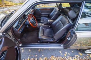 Mercedes-Benz C W124 300 CE 1989