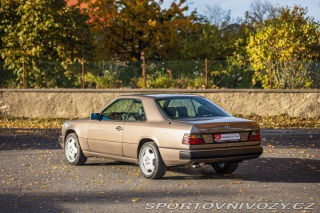Mercedes-Benz C W124 300 CE 1989